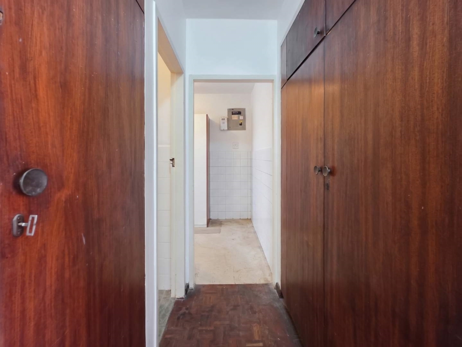 1 Bedroom Property for Sale in Gardens Western Cape